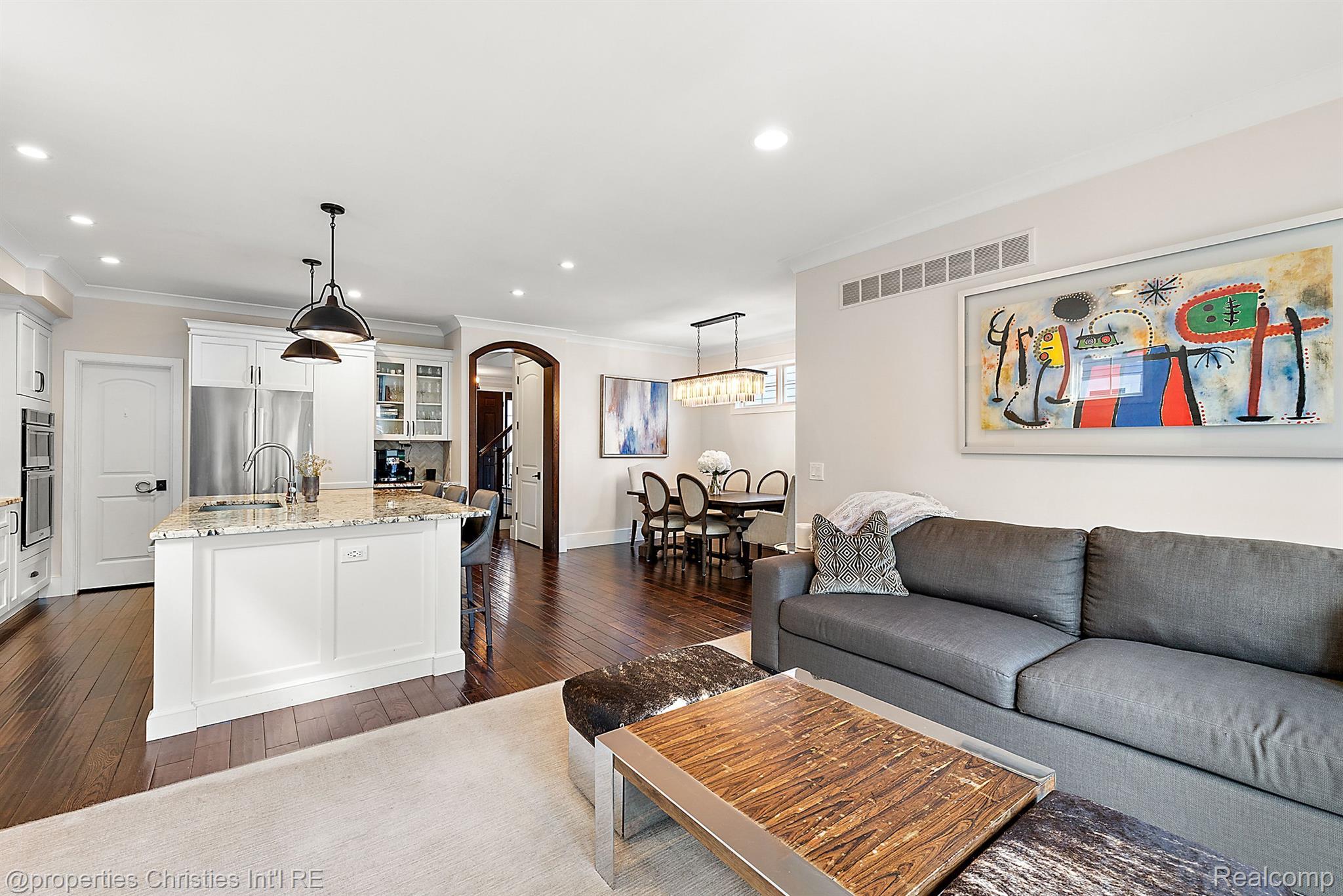 784 BIRD Avenue