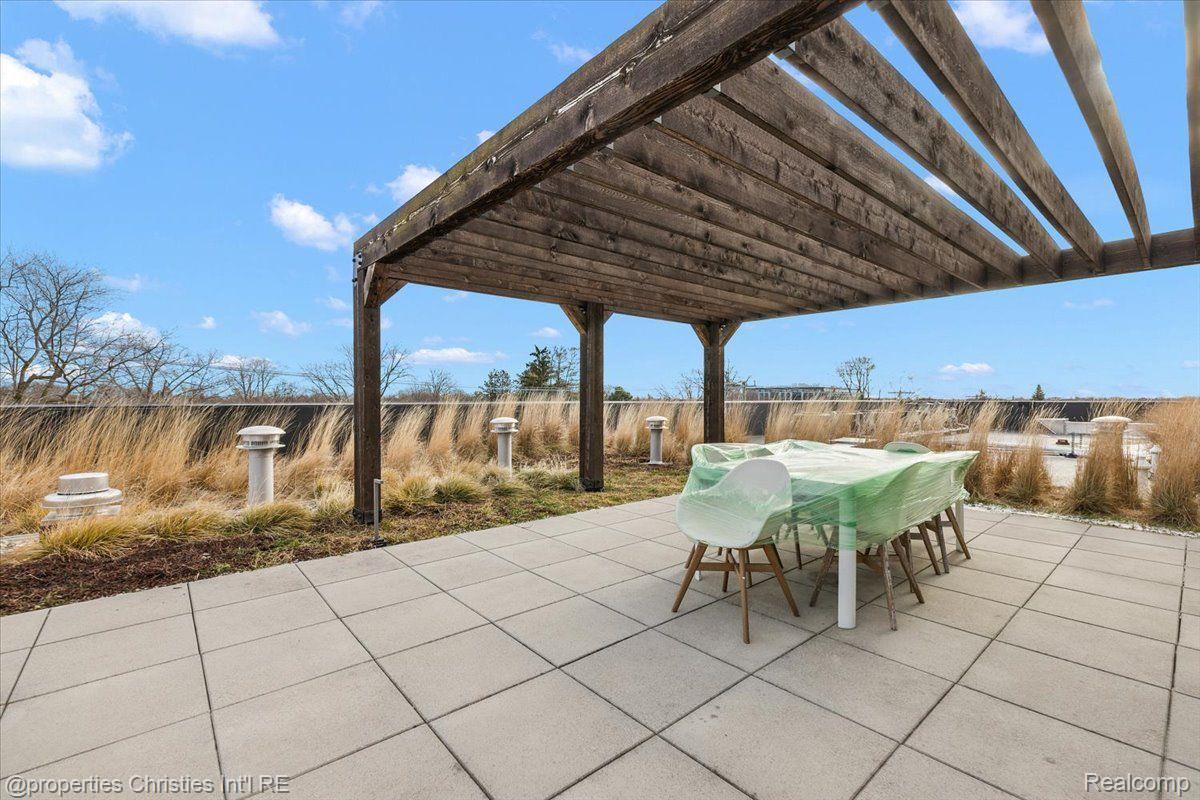 750 FOREST Avenue 308