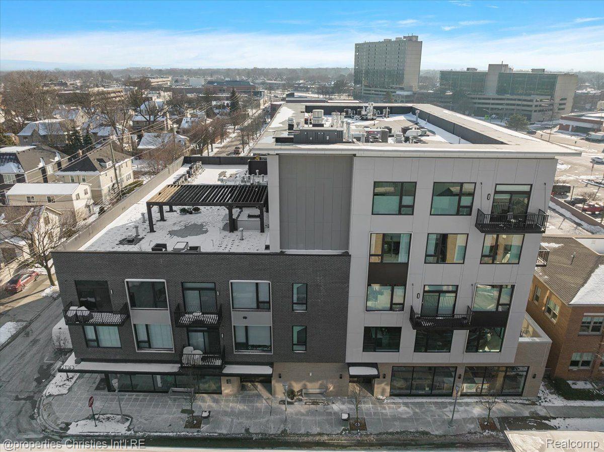 750 FOREST Avenue 308