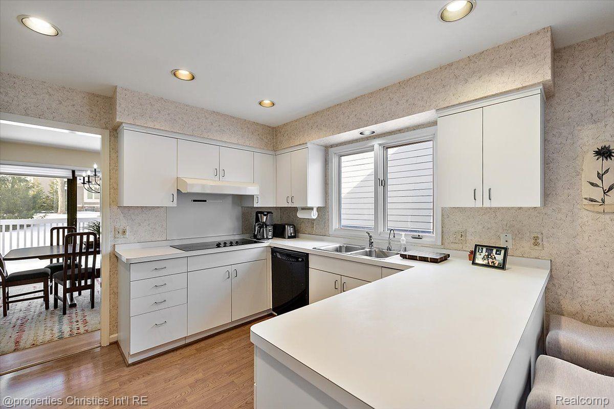2488 INGLEHILL