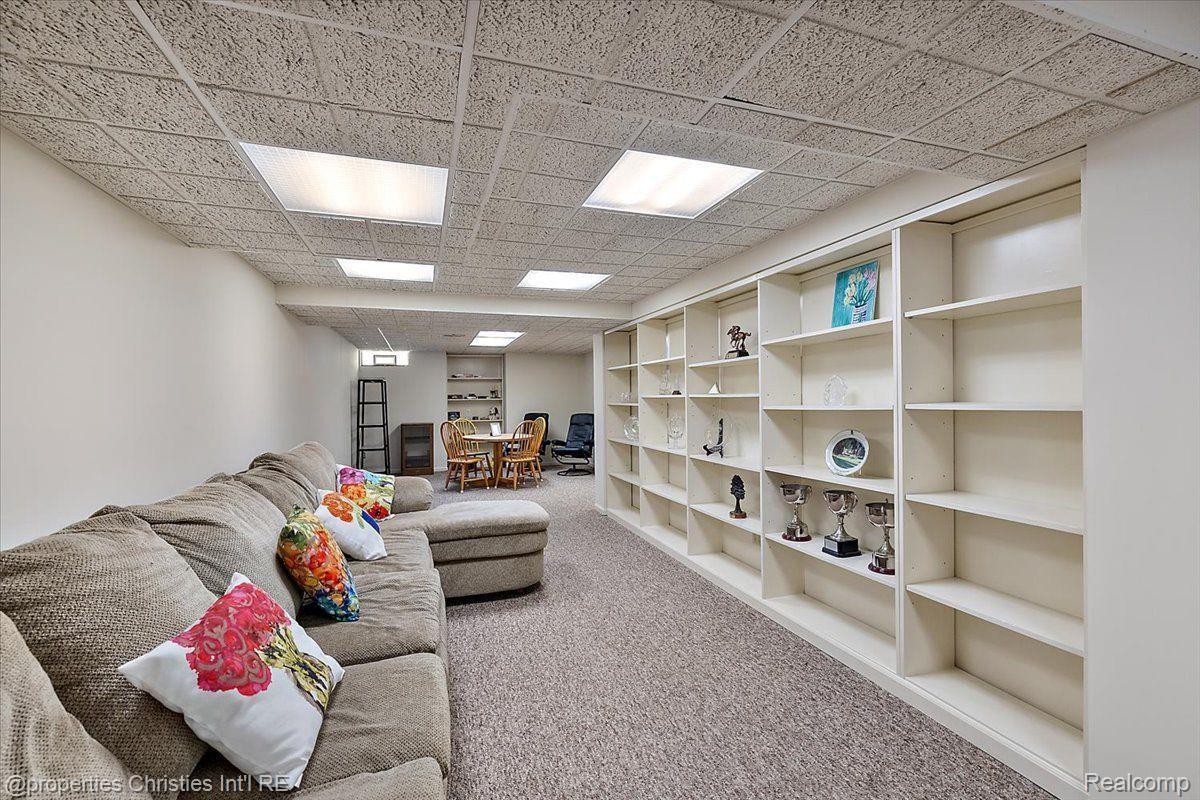 2488 INGLEHILL