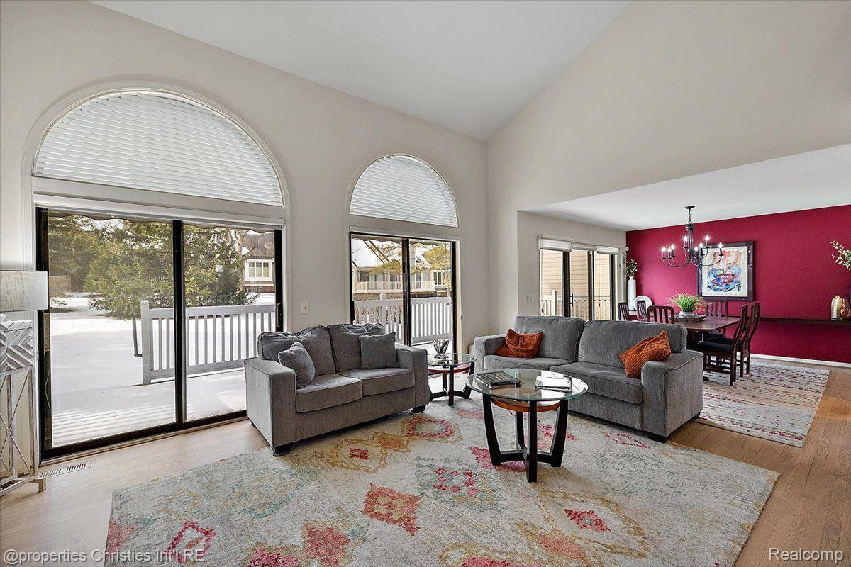 2488 INGLEHILL