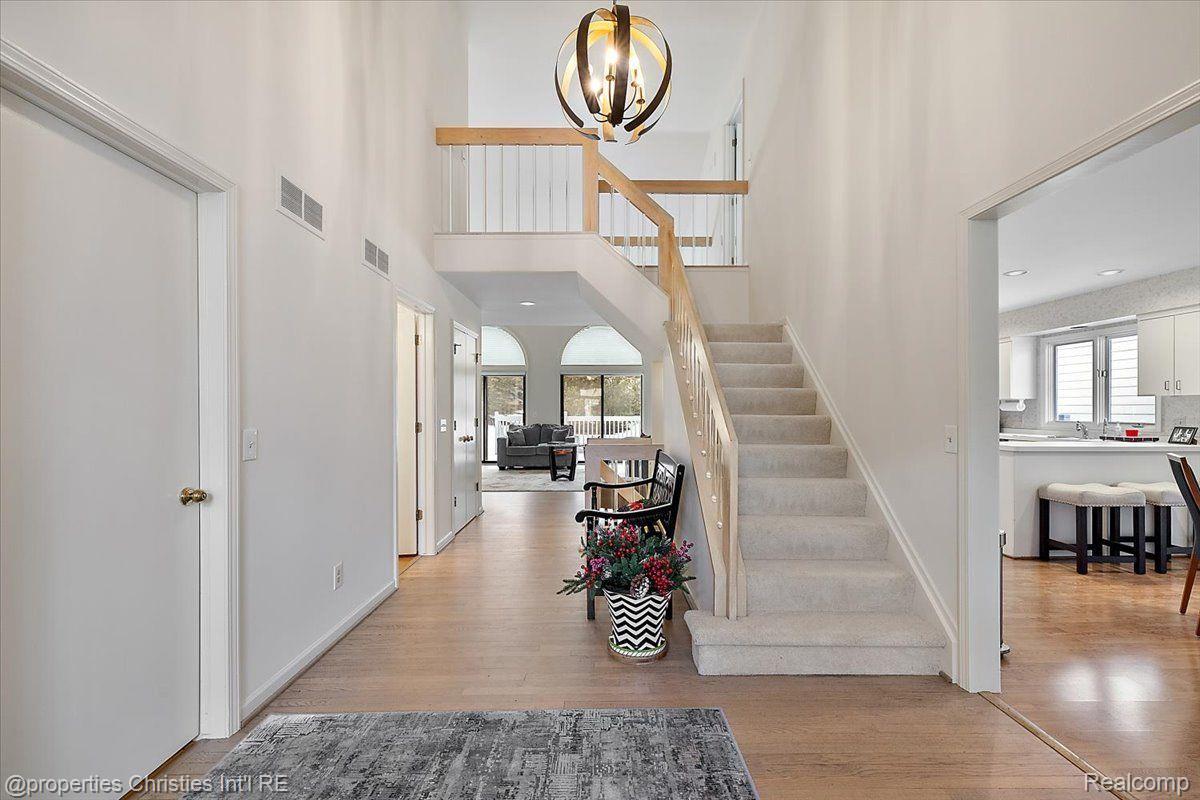 2488 INGLEHILL