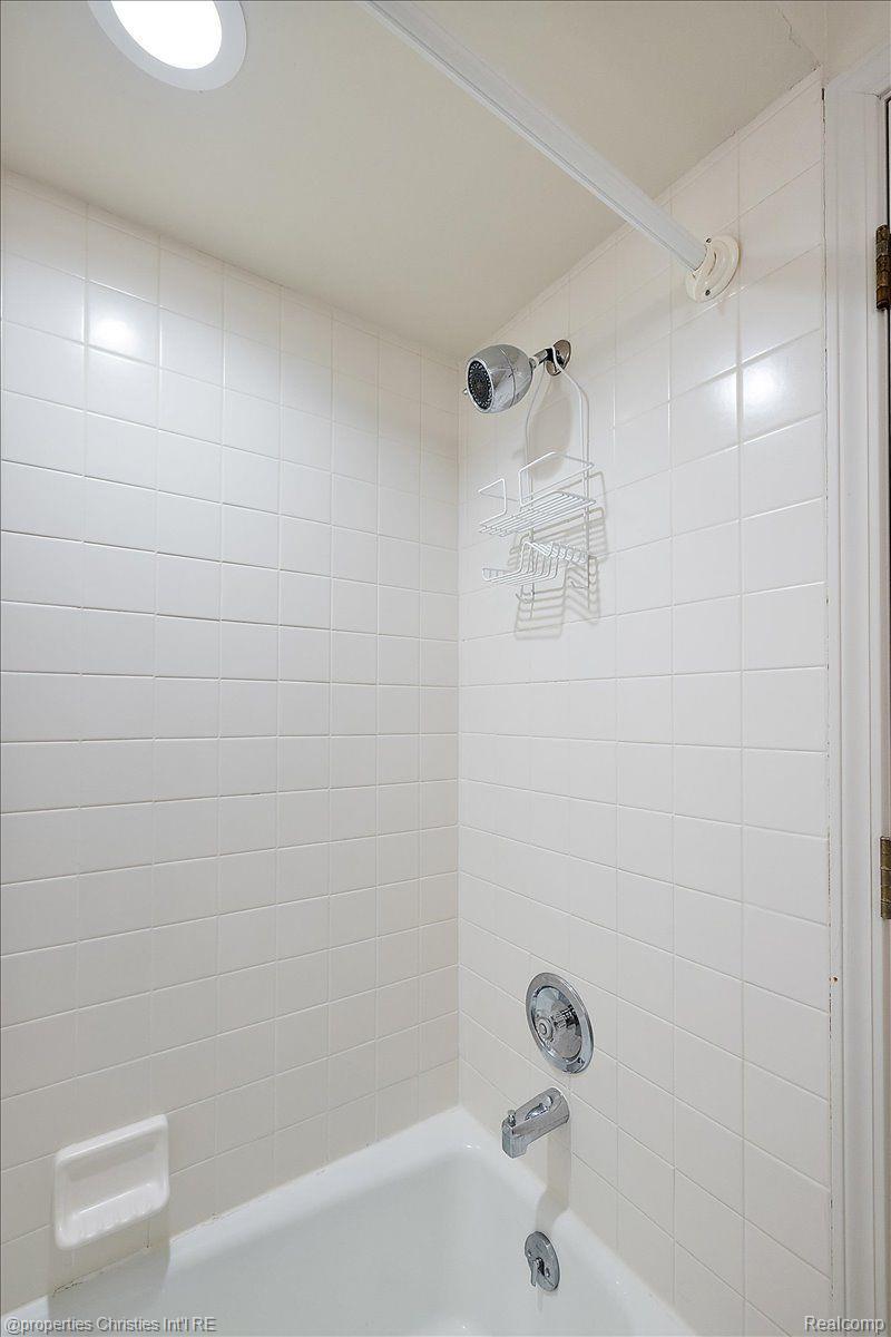 2488 INGLEHILL