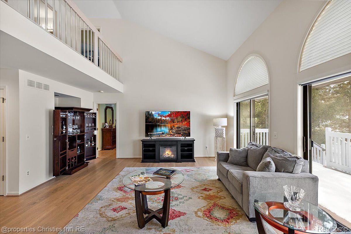 2488 INGLEHILL