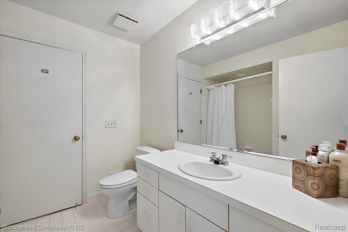 2488 INGLEHILL