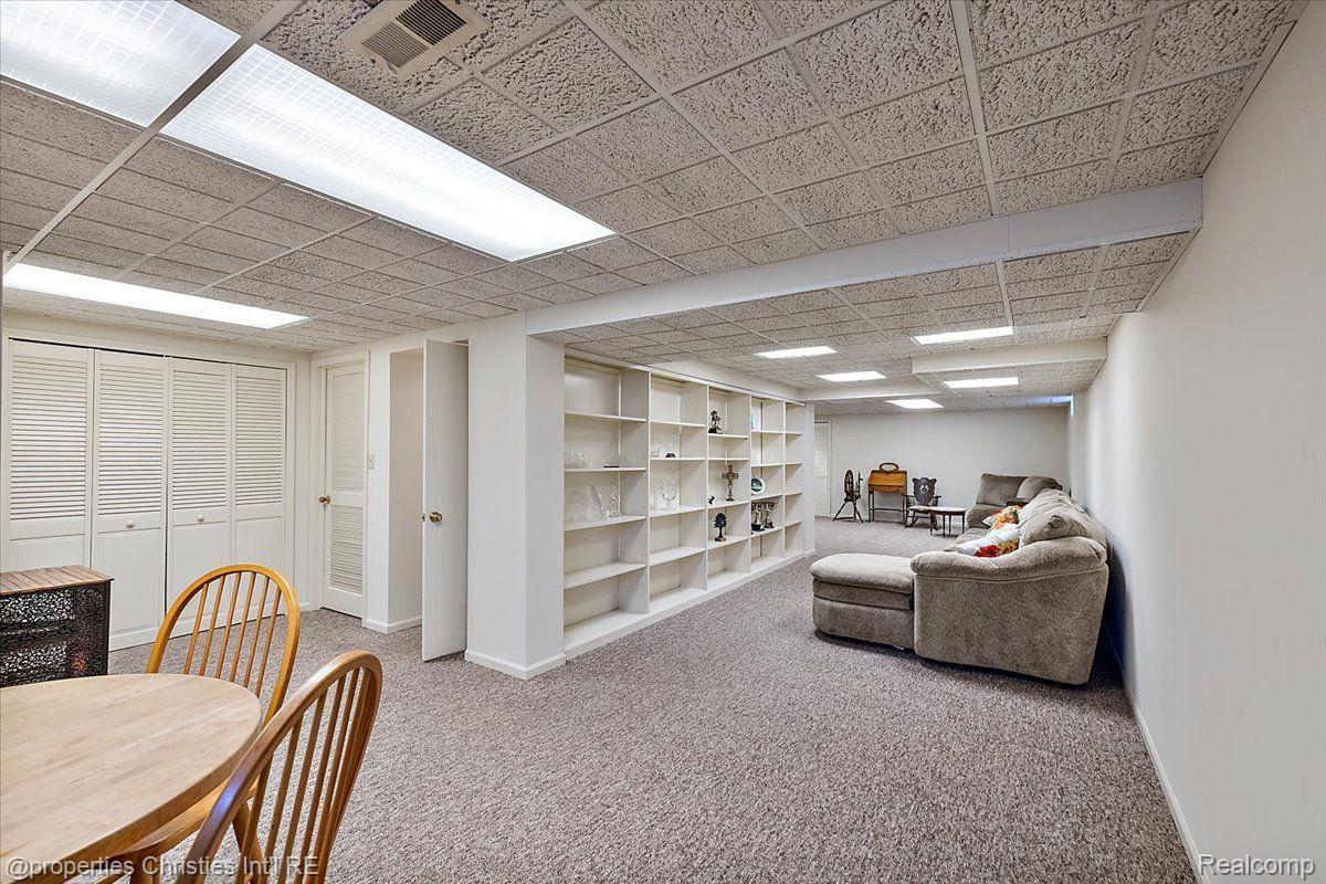 2488 INGLEHILL