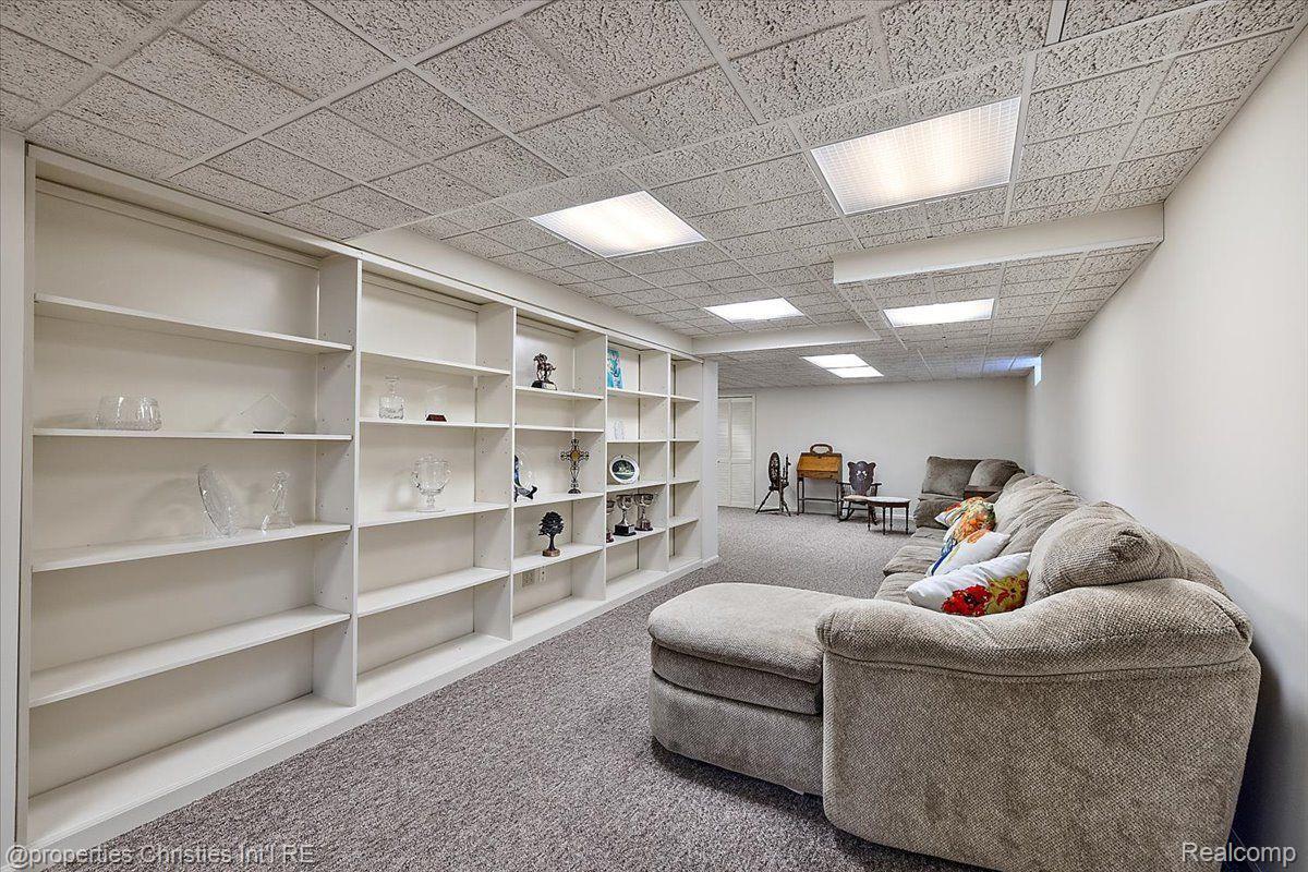 2488 INGLEHILL