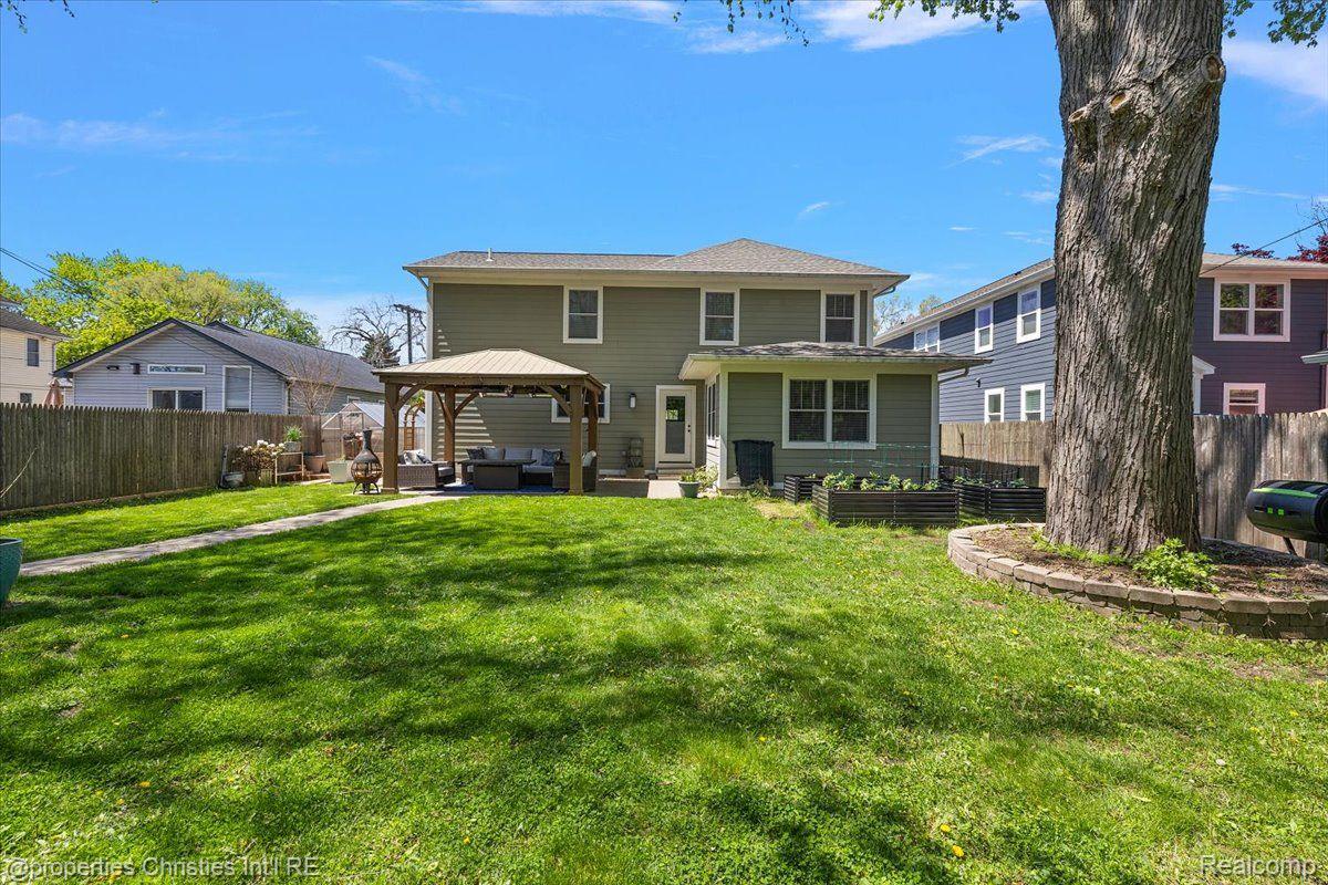 1836 MARYWOOD Drive