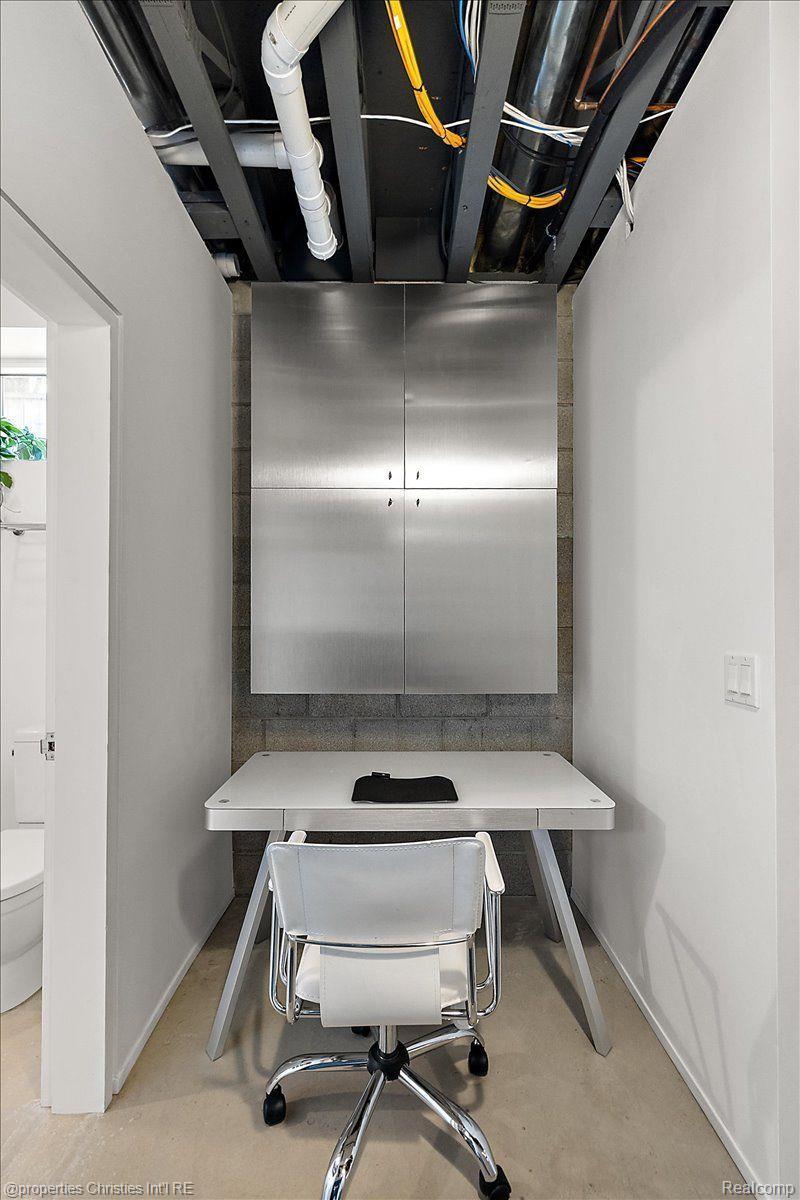 1013 HUMPHREY Avenue