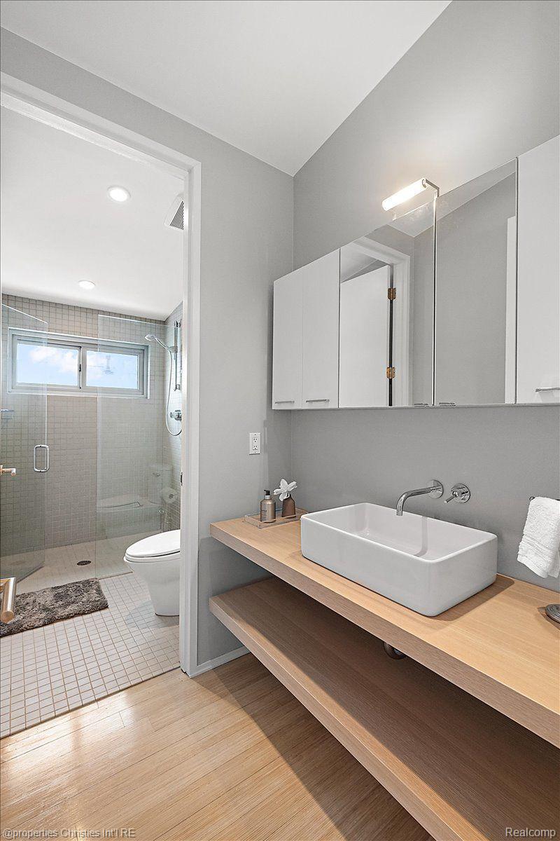 1013 HUMPHREY Avenue