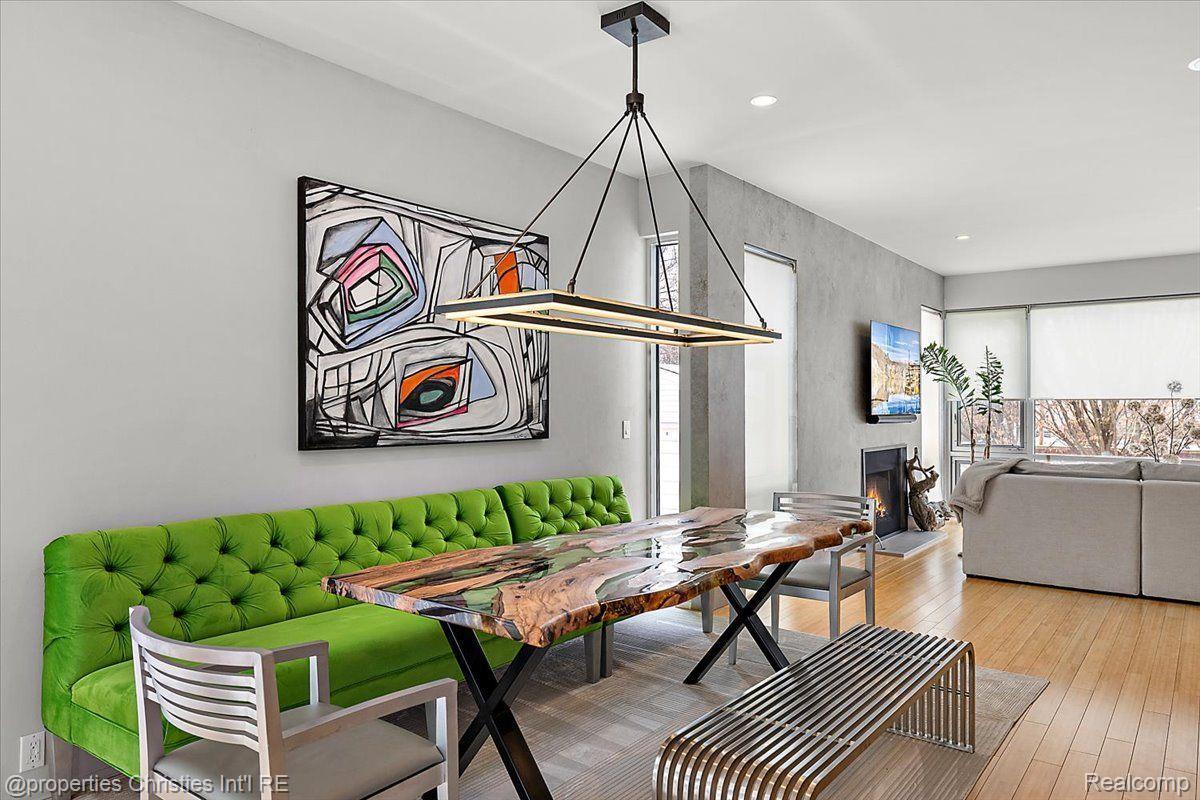 1013 HUMPHREY Avenue