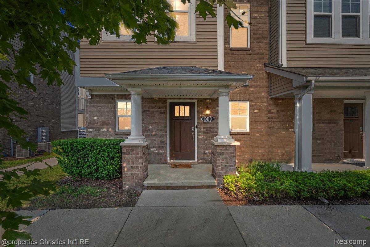 1011 N Sherman Drive
