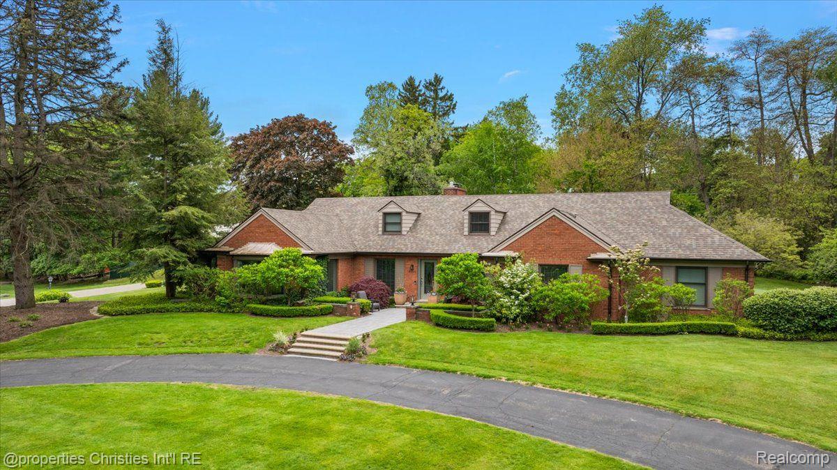 4889 ARDMORE Drive