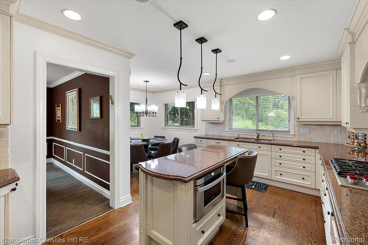 4889 ARDMORE Drive