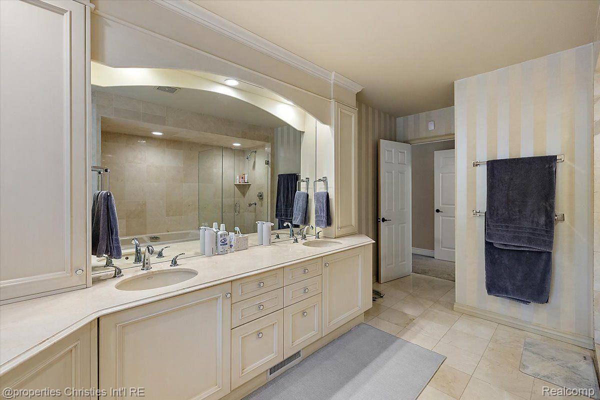 4889 ARDMORE Drive