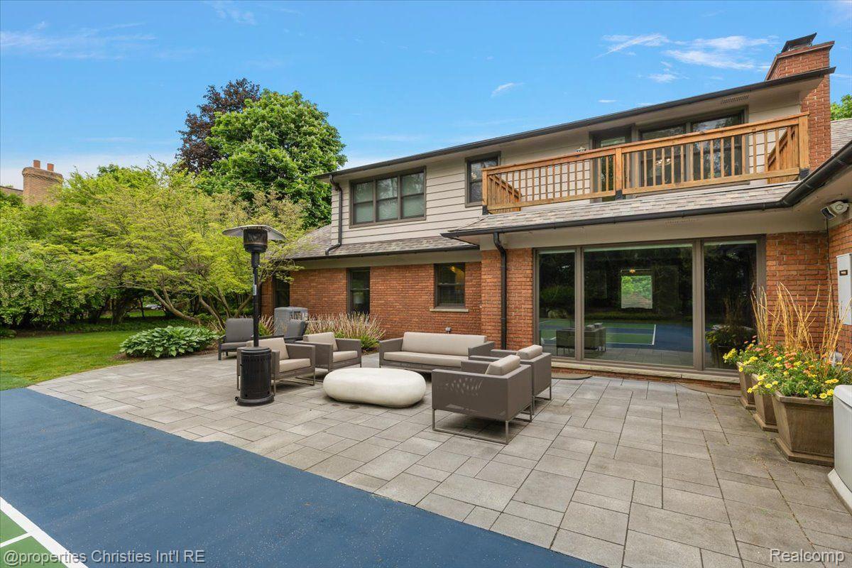 4889 ARDMORE Drive