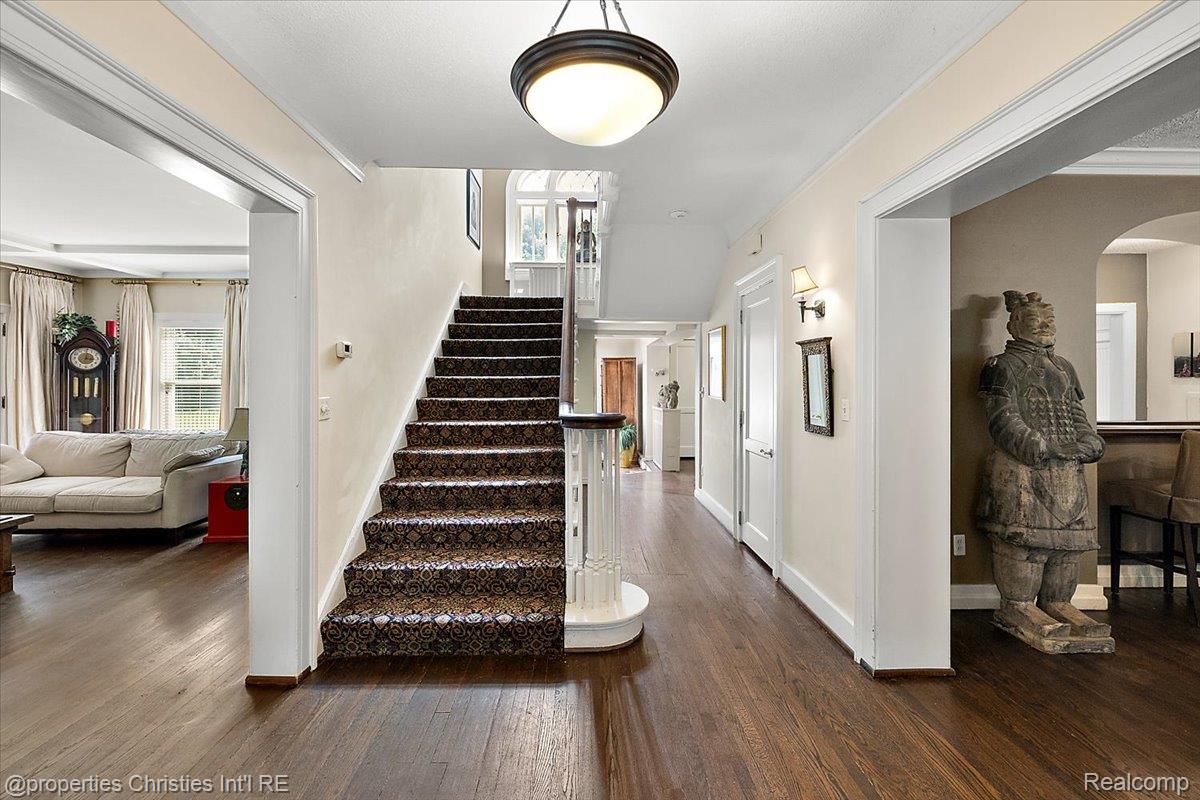 777 Kensington Lane