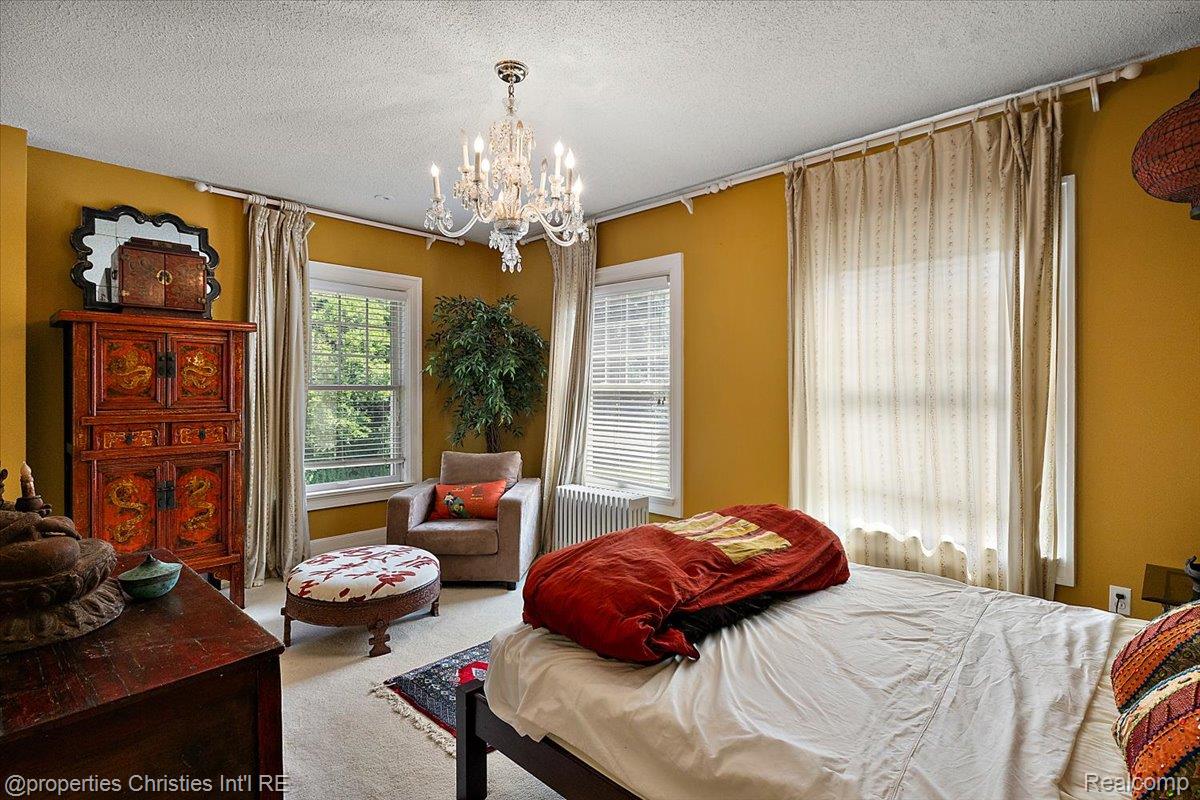 777 Kensington Lane