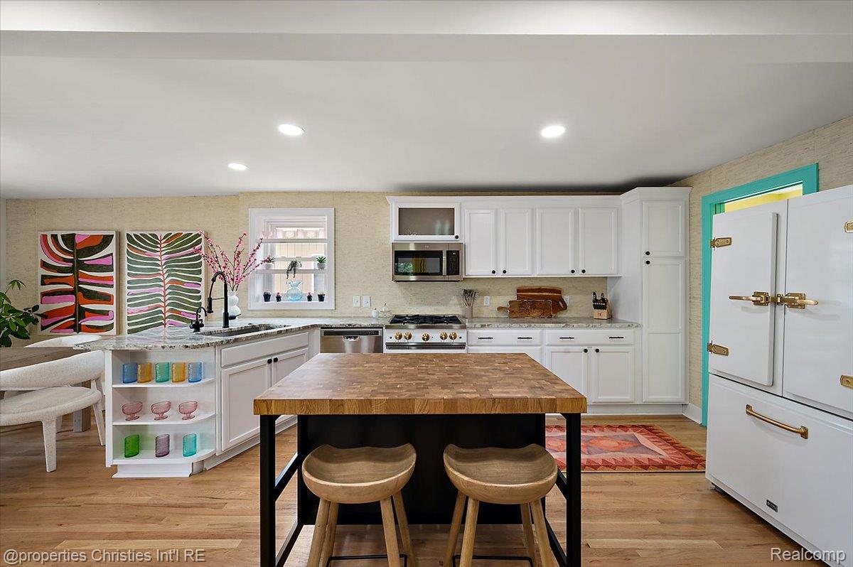 600 Wolverine Drive