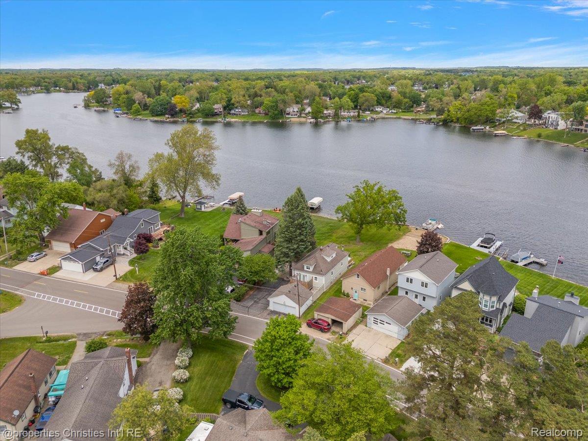 600 Wolverine Drive