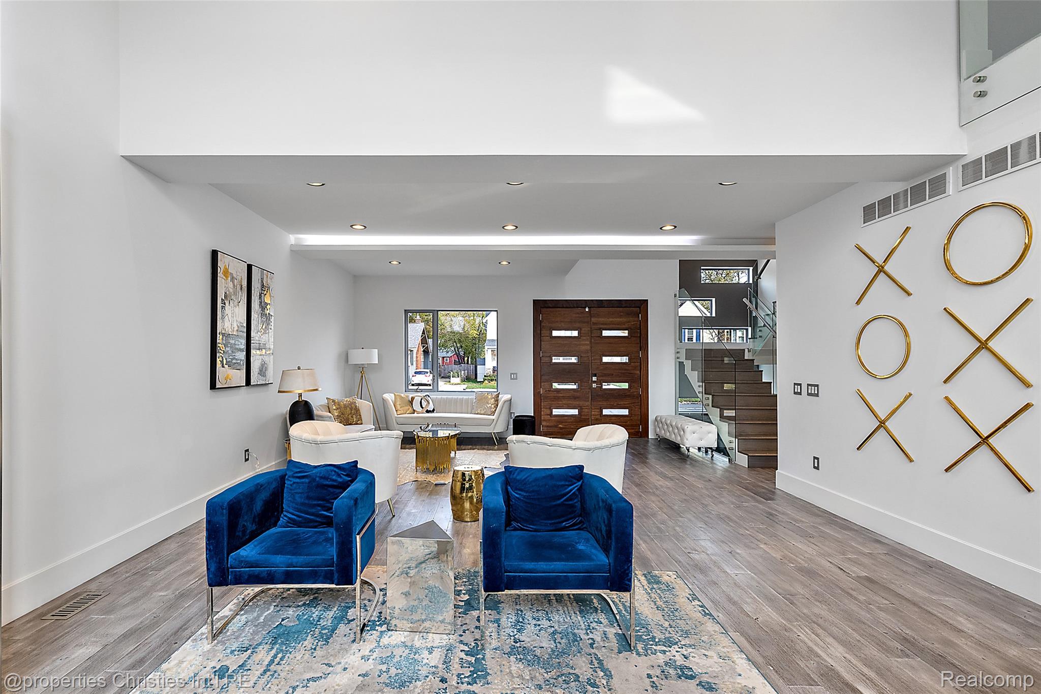 211 N Washington Avenue