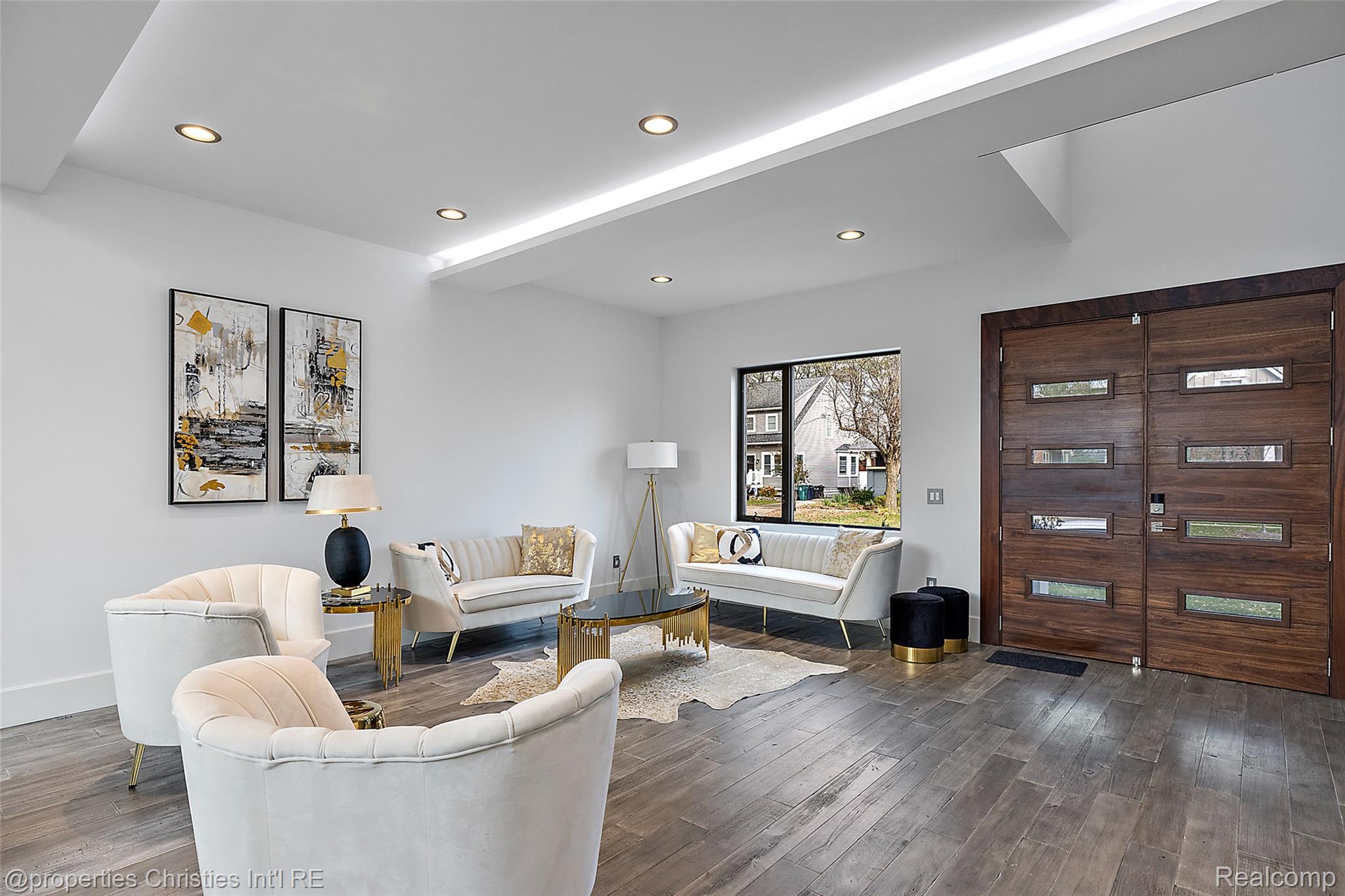 211 N Washington Avenue