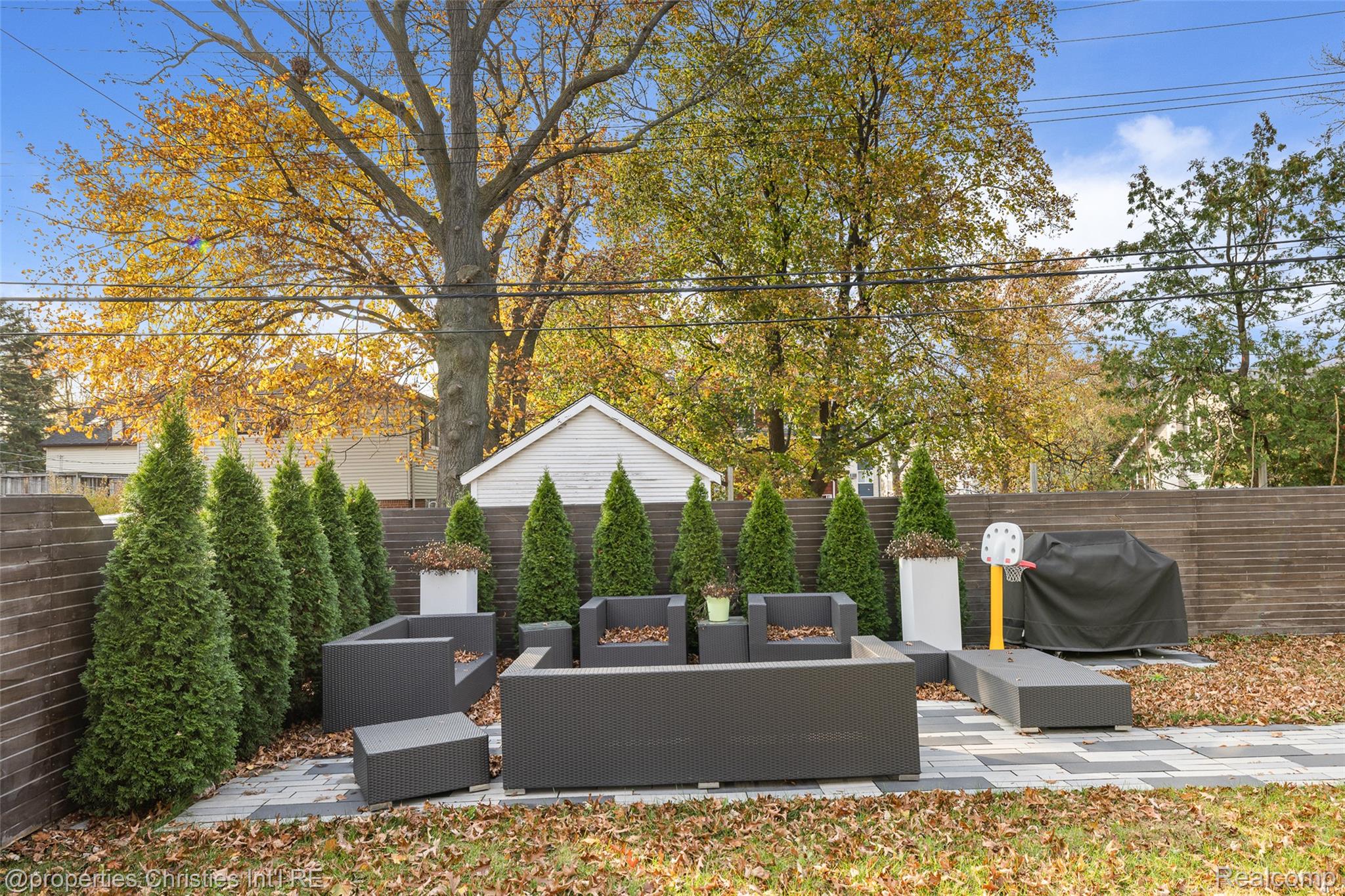 211 N Washington Avenue