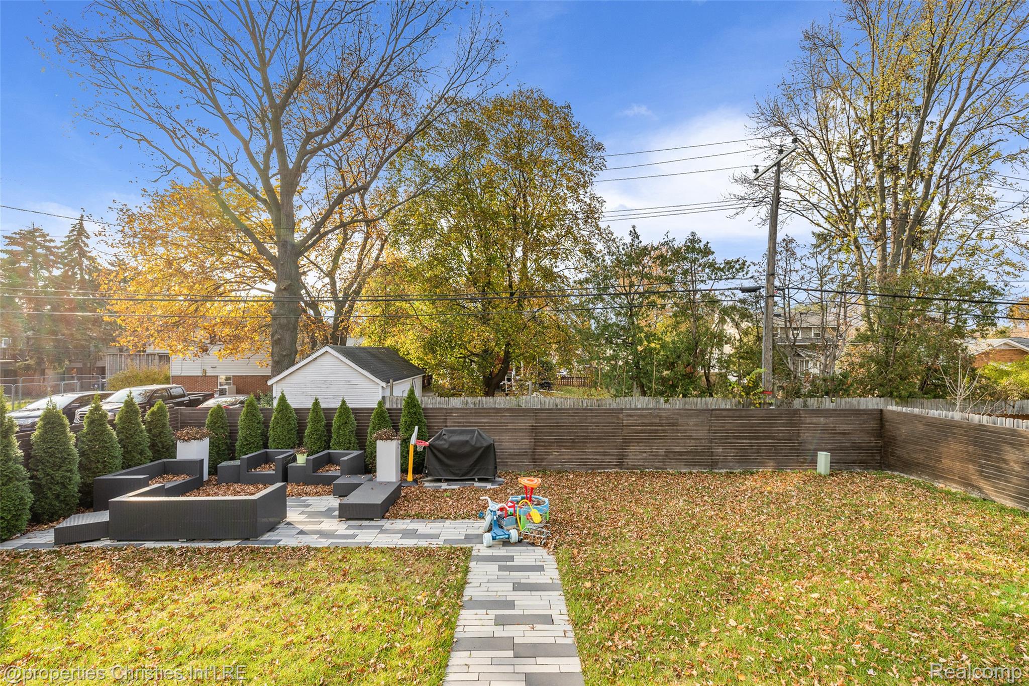 211 N Washington Avenue