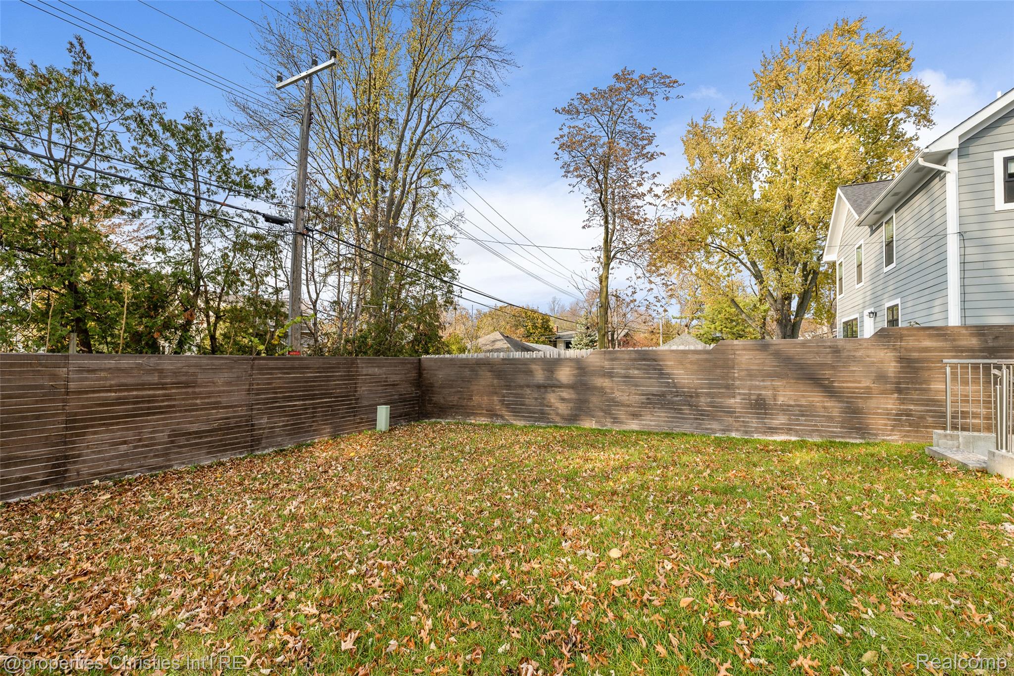 211 N Washington Avenue