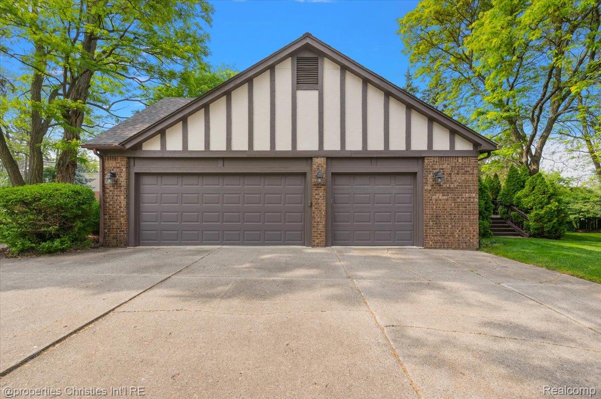 29812 Briarwood Court