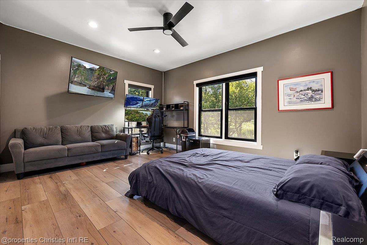 3808 E Joy Road