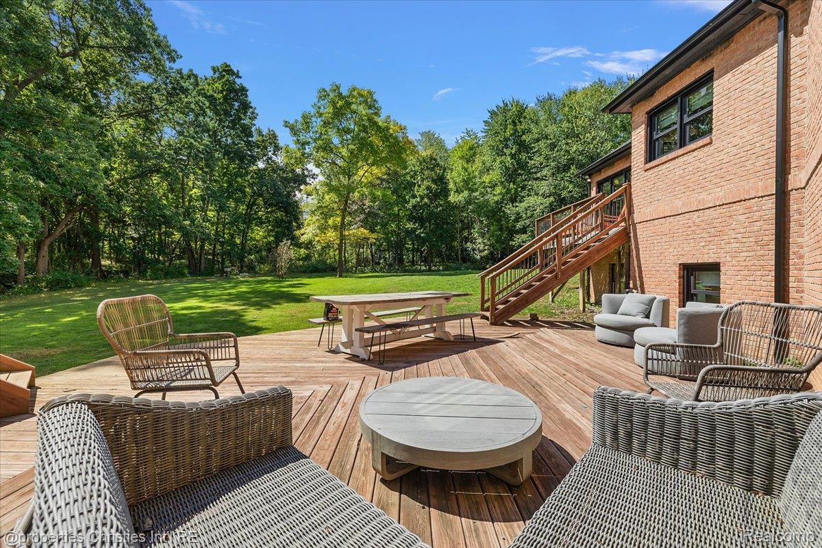 3808 E Joy Road