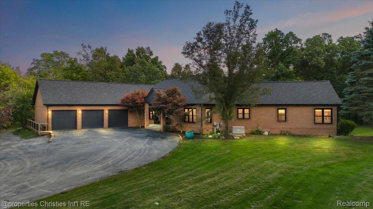 3808 E Joy Road
