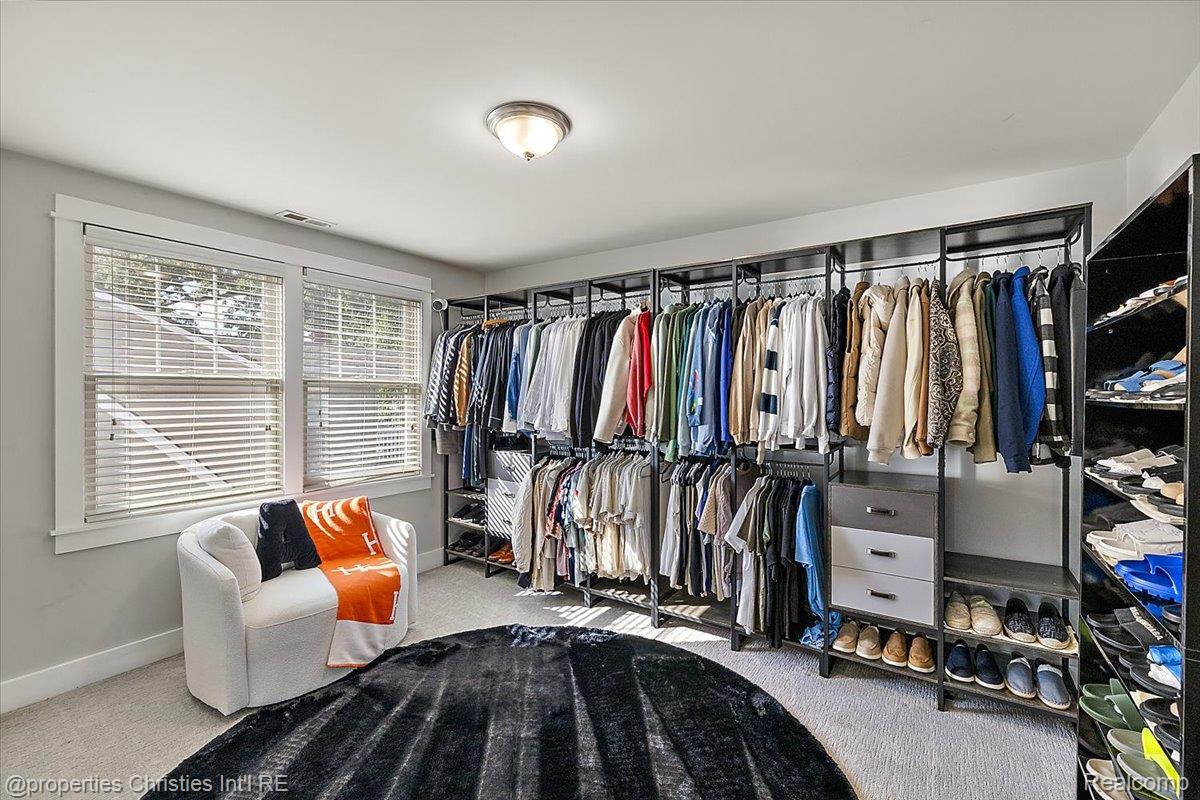 723 N Altadena Avenue