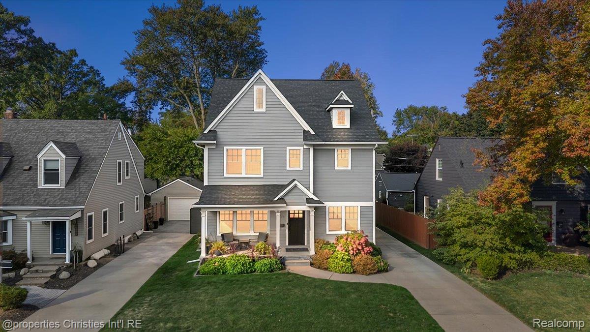 723 N Altadena Avenue