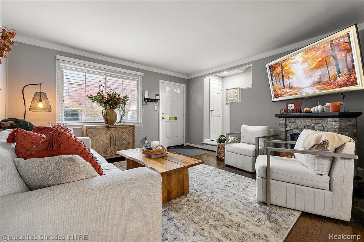 1679 Graefield Road