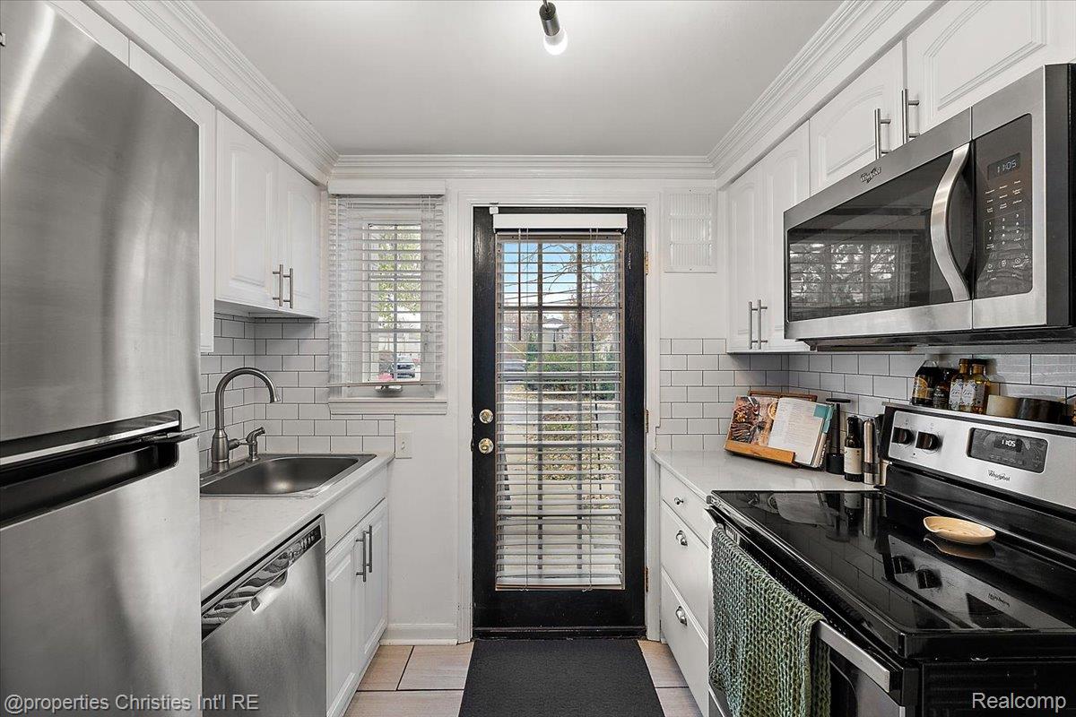 1679 Graefield Road