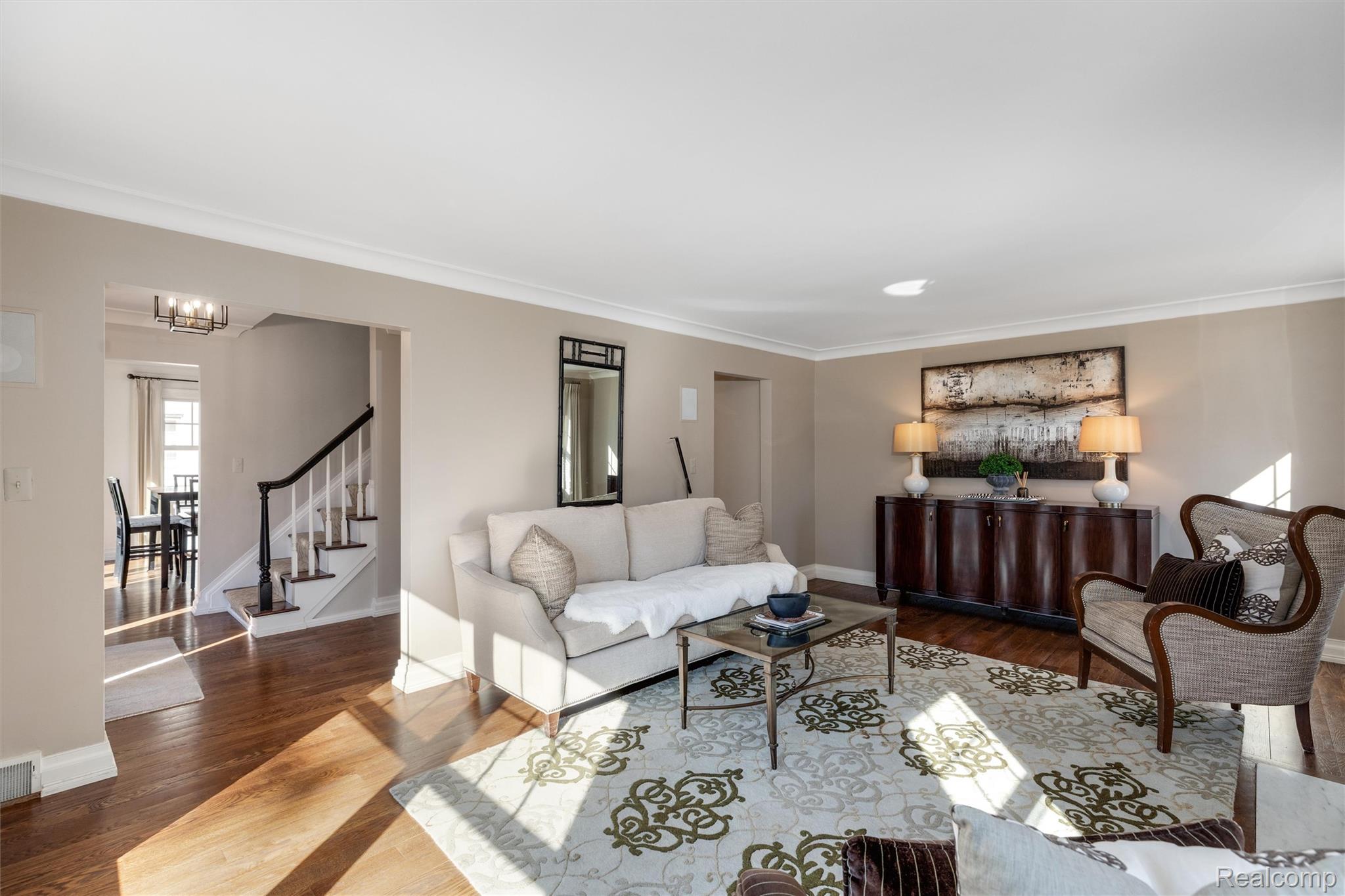 599 Westchester Way