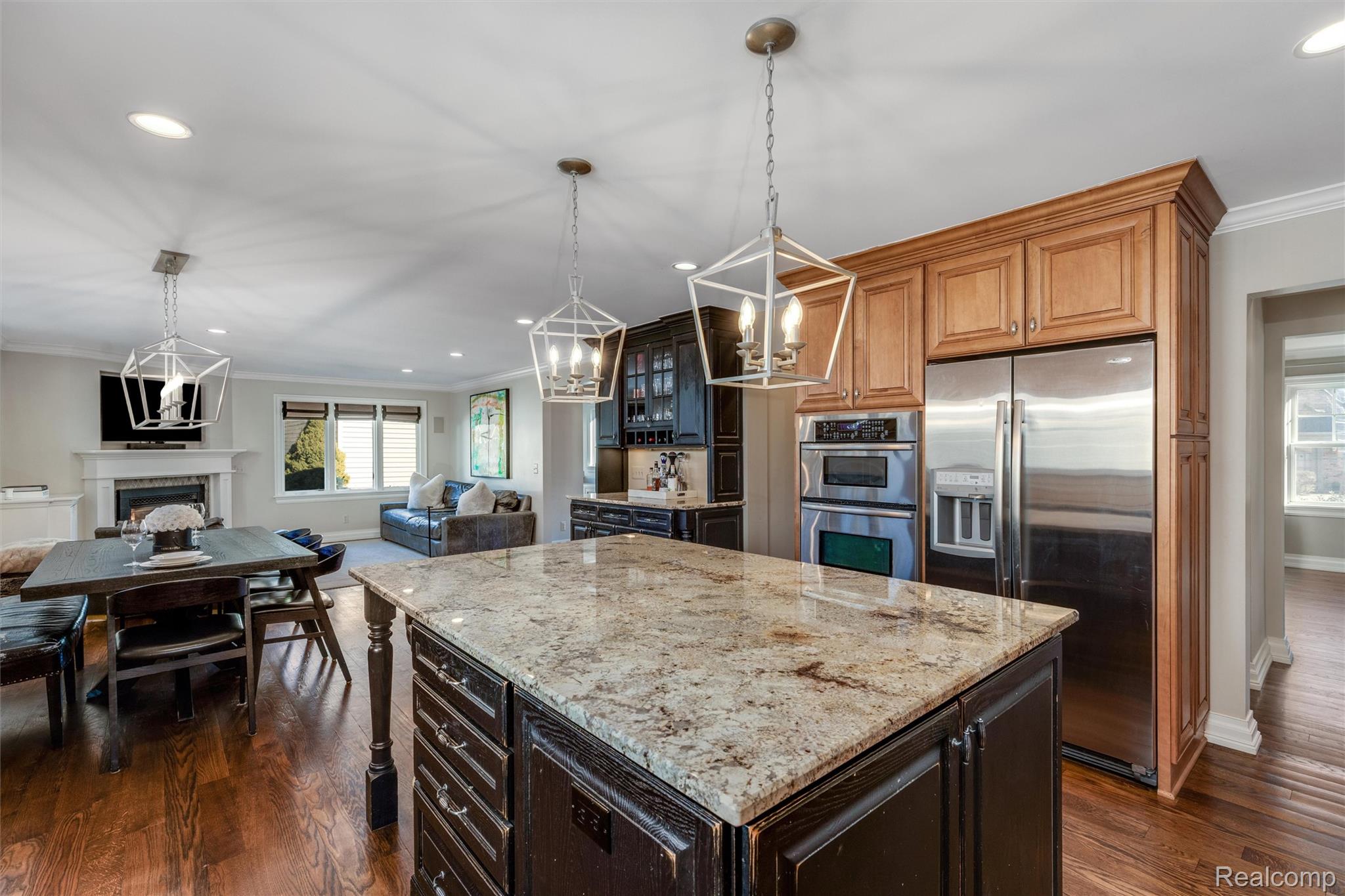 599 Westchester Way
