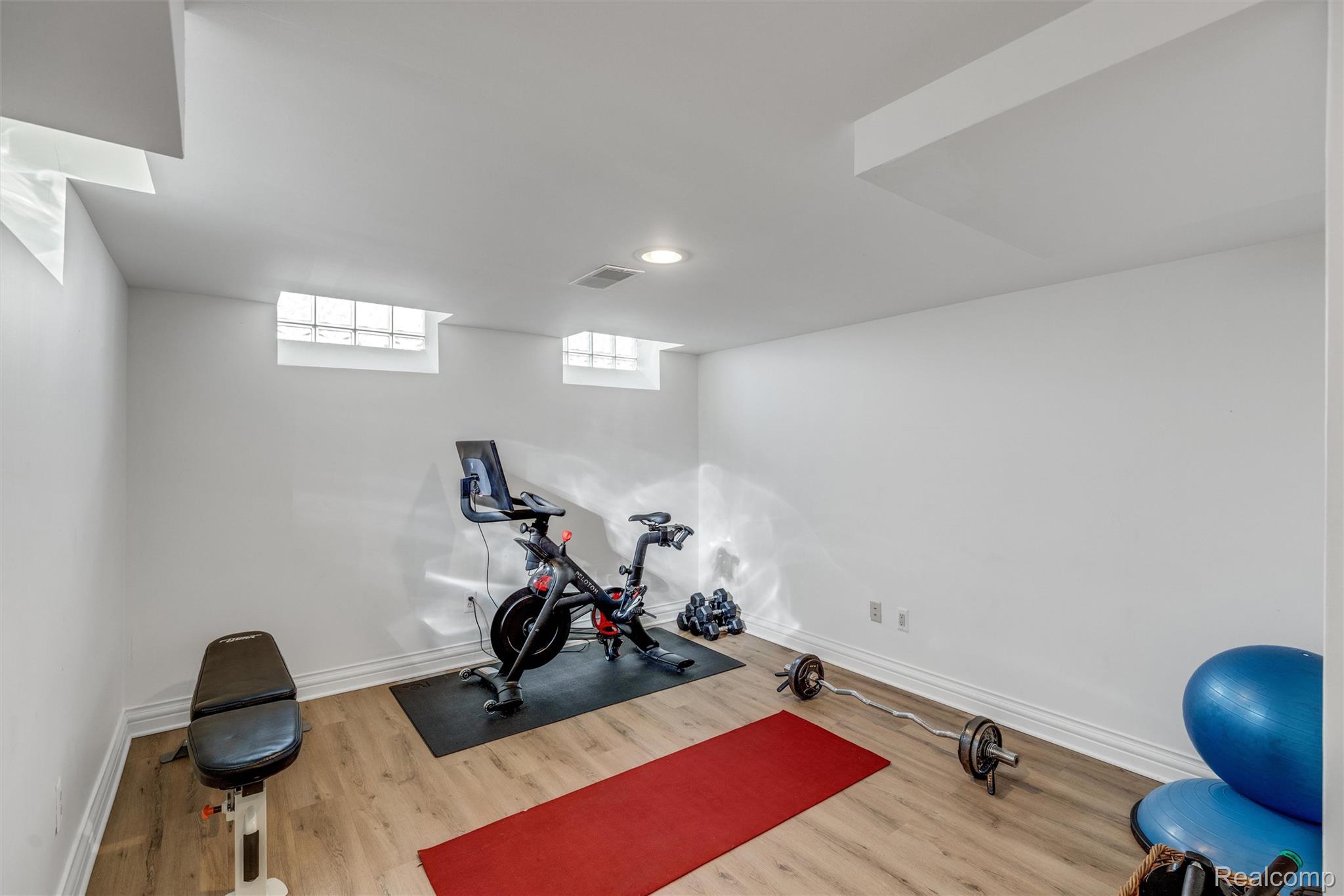 599 Westchester Way