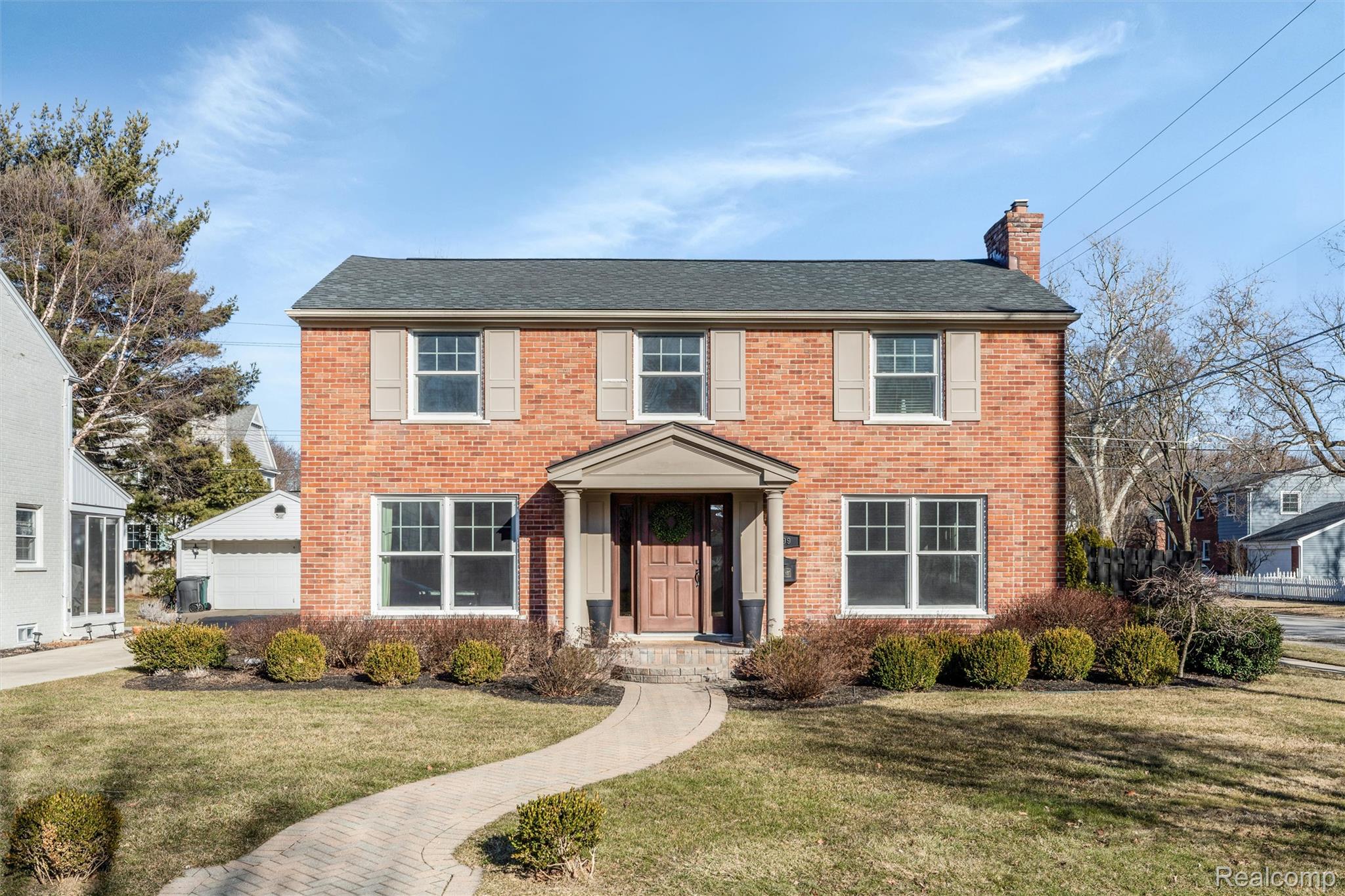 599 Westchester Way