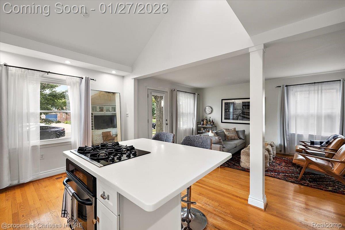 559 E Southlawn Boulevard