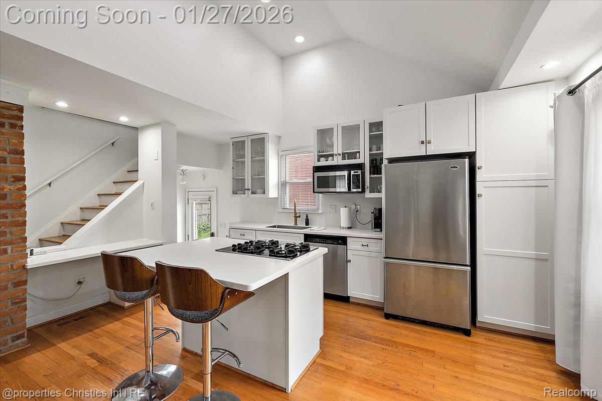 559 E Southlawn Boulevard