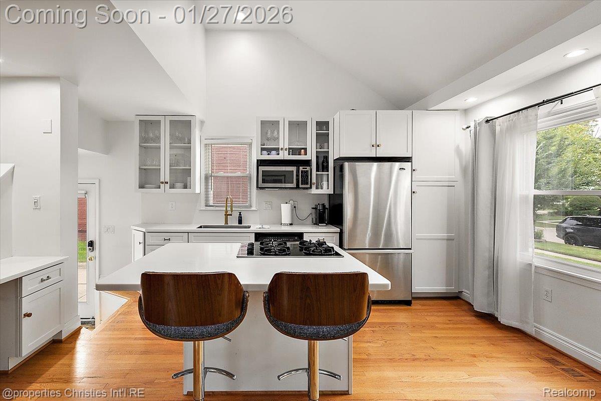 559 E Southlawn Boulevard