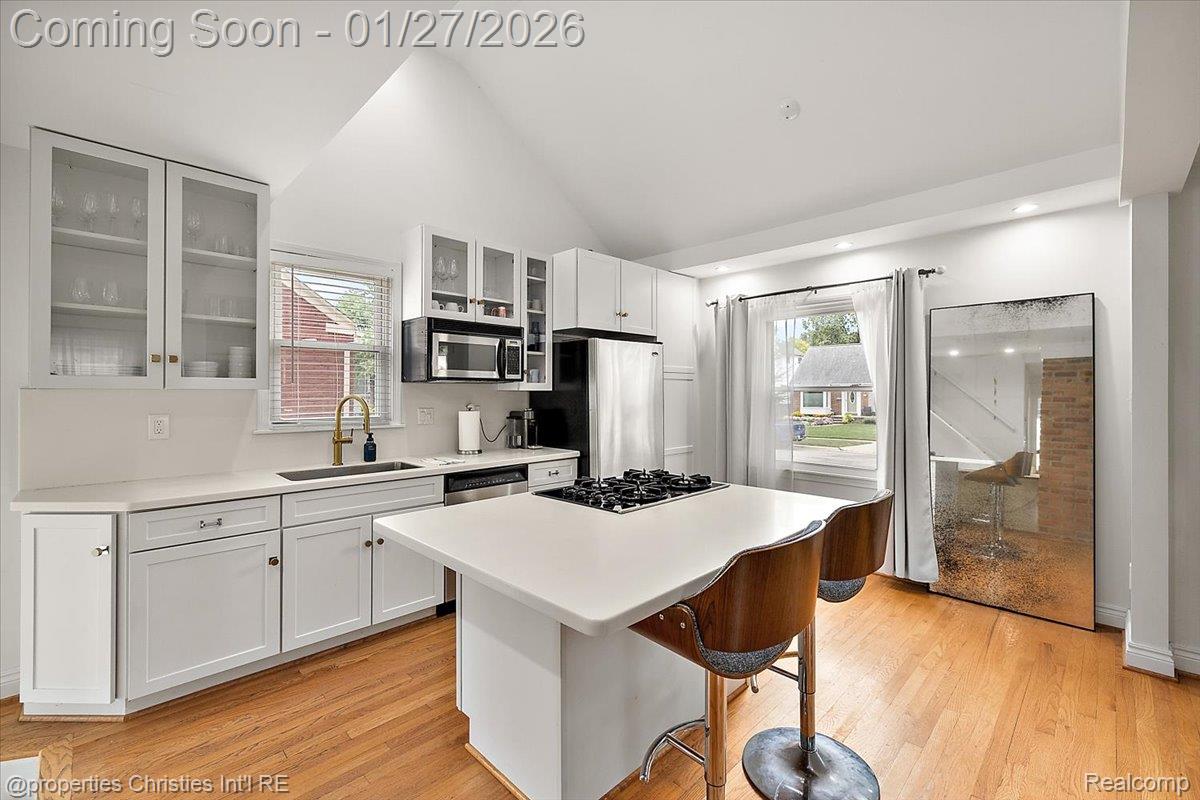 559 E Southlawn Boulevard