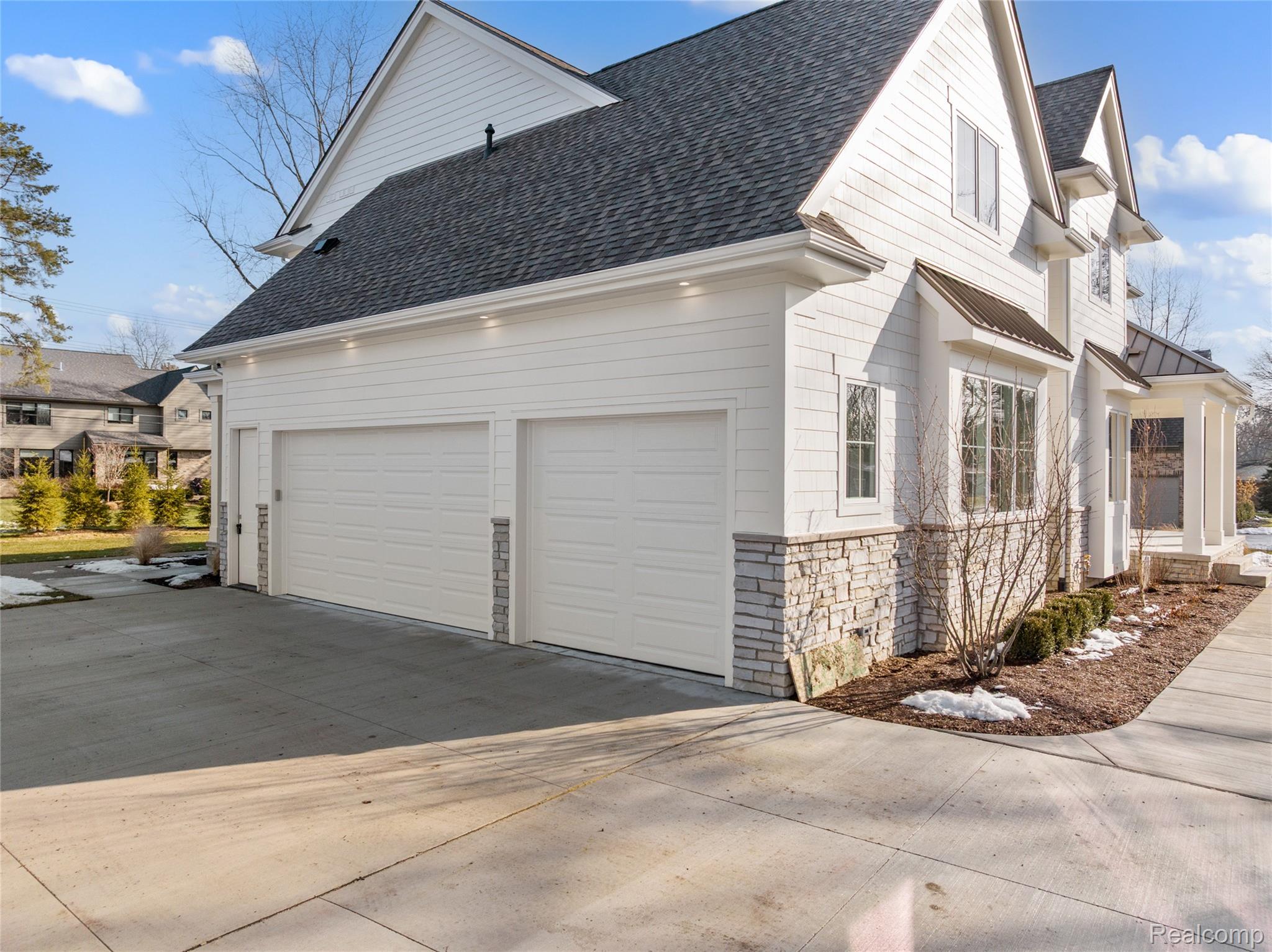 2802 HEATHFIELD Road