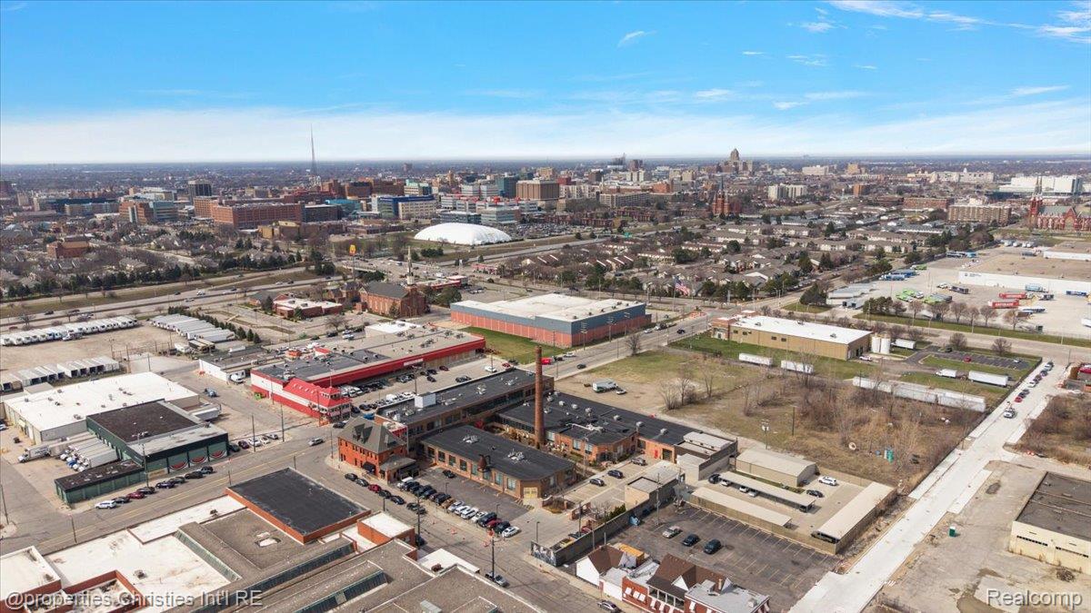 3434 Russell Street 107