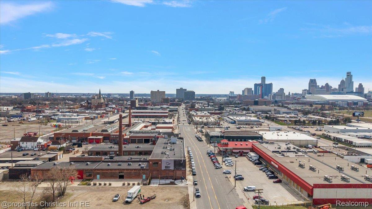 3434 Russell Street 107