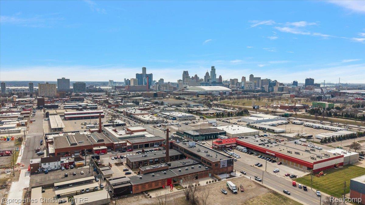 3434 Russell Street 107